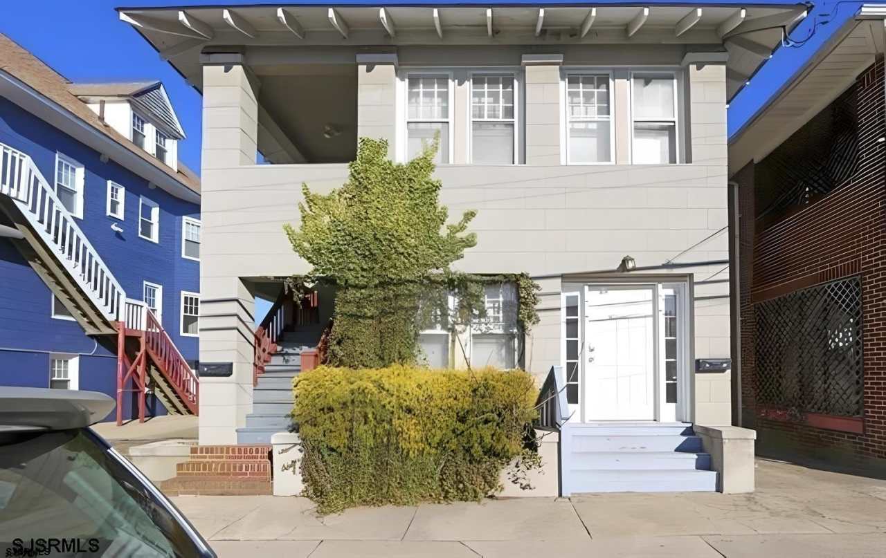 5 N Newport (Yearly) Ave