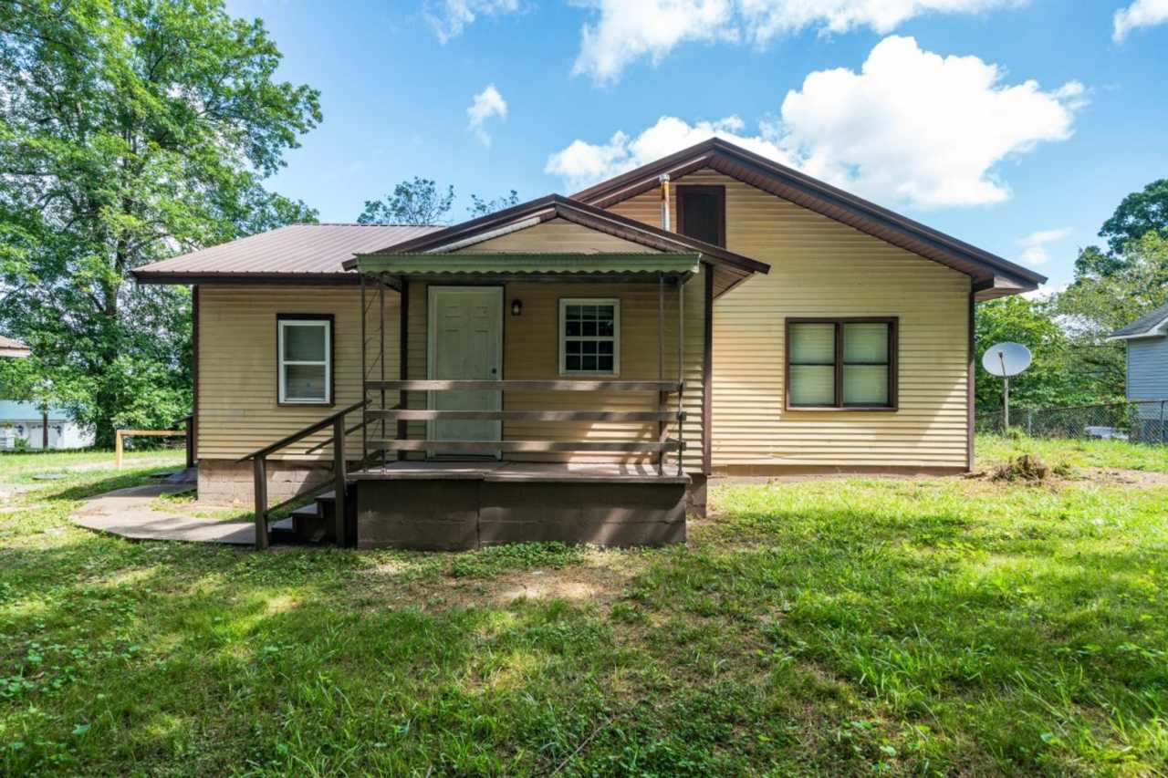 Holiday Leasing Special! Sign by 11/26  Live Rent-Free Through the Holidays!