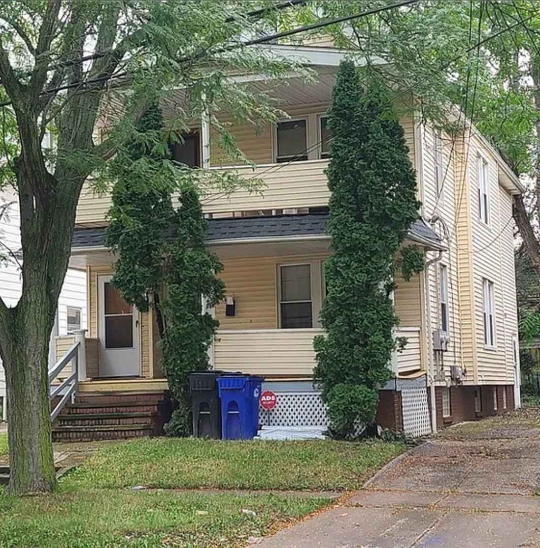 15316-15318 Holmes Ave