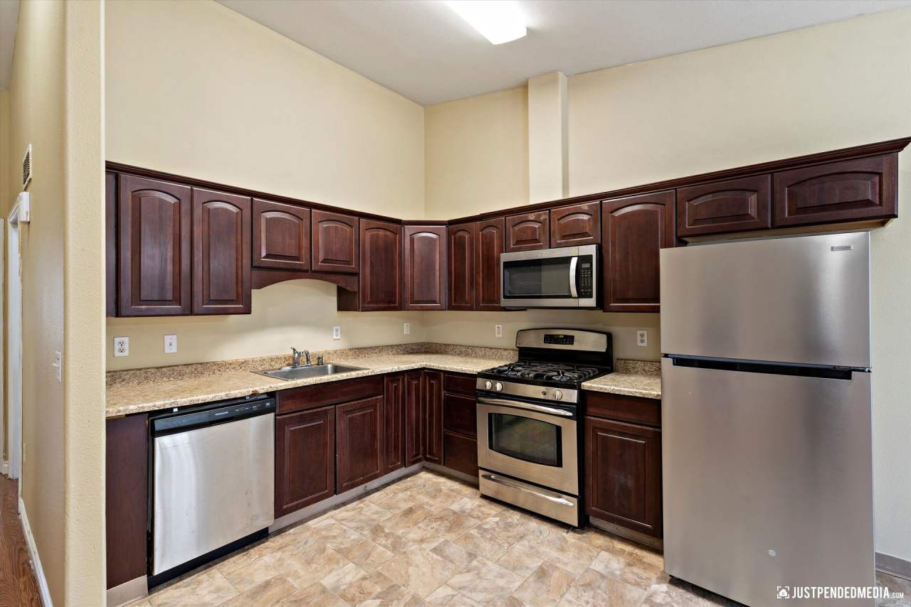 McRae Townhomes at Turnagain