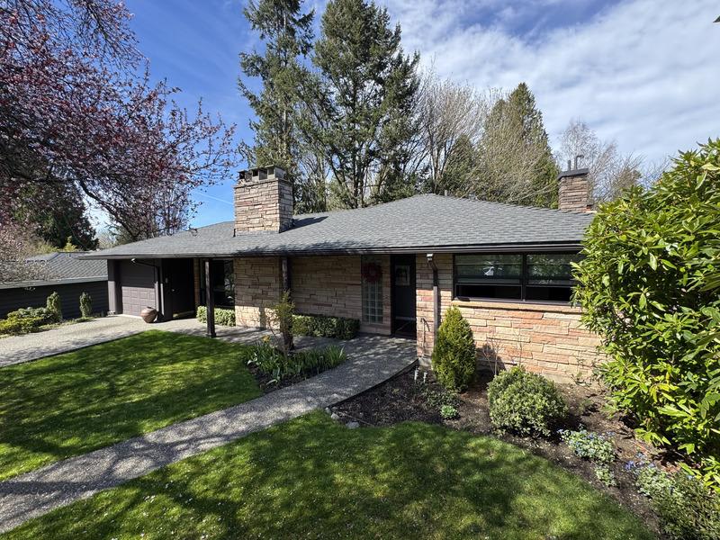 3433 Magnolia Blvd W