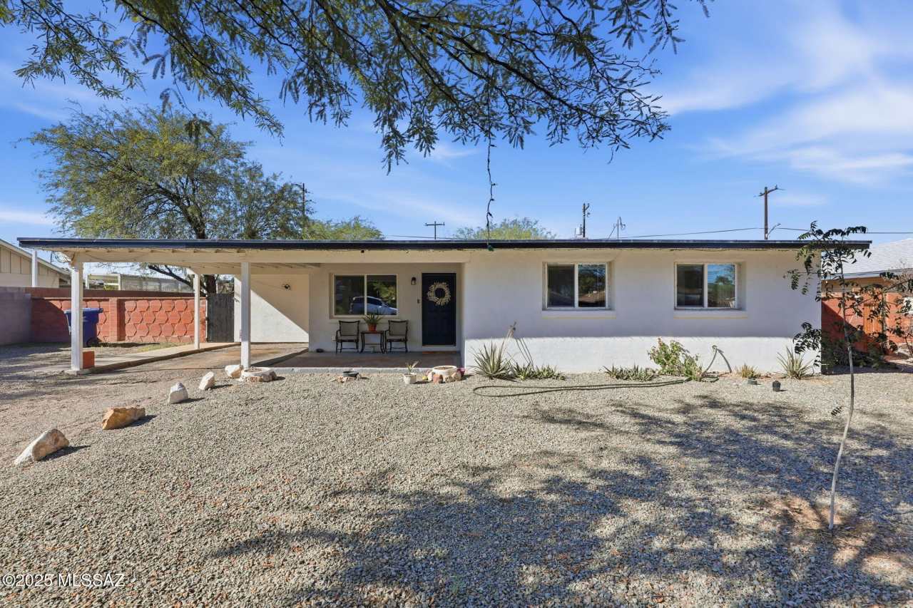 6424 E Calle Mercurio