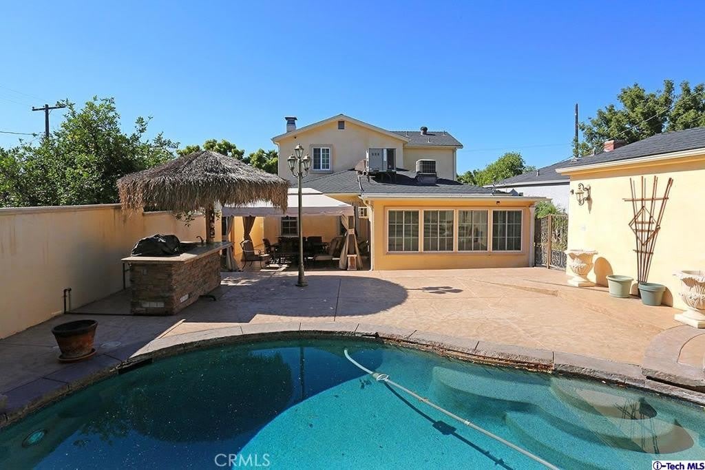 430 N Bel Aire Drive