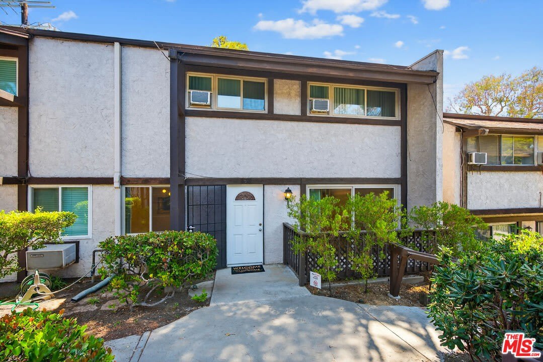 394 S MIRALESTE Dr unit: 496