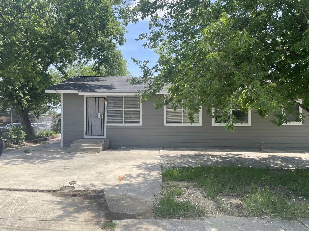 1302 Norfleet Street