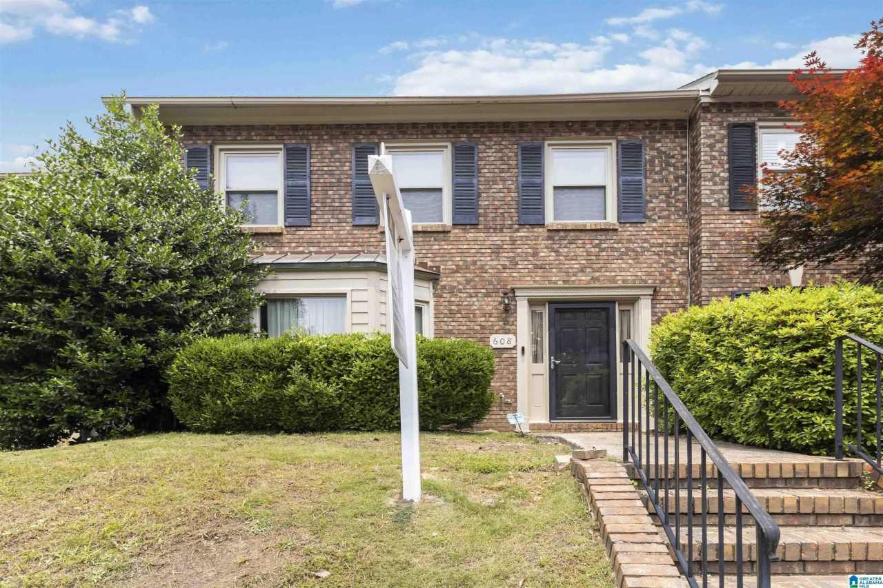 608 MOUNTAIN LAUREL COURT