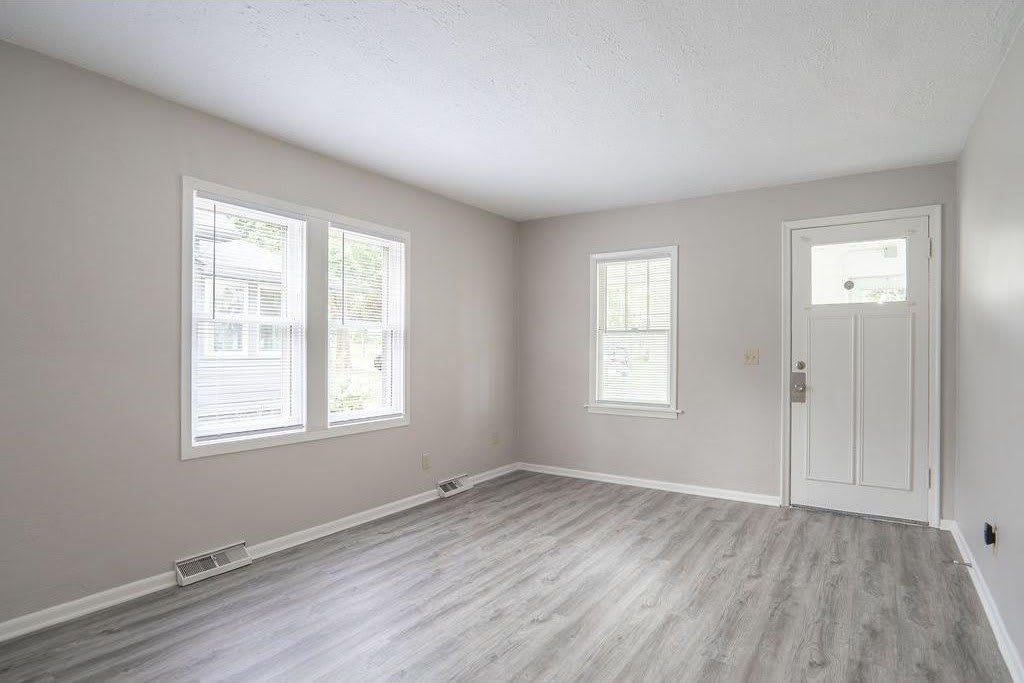 1132 Farrington Street