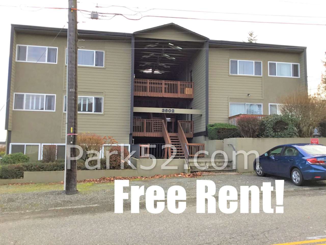 1/2 Off 1st Full Month's Rent! 2 Bedroom 1 Bathroom 2nd Floor Apartment in Tacoma