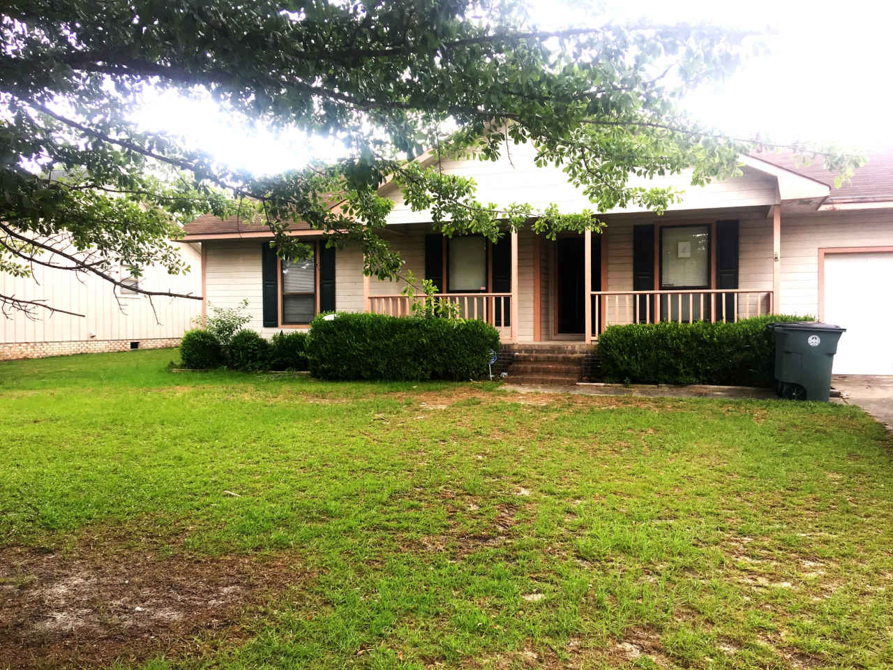 6886 Kingsgate Drive