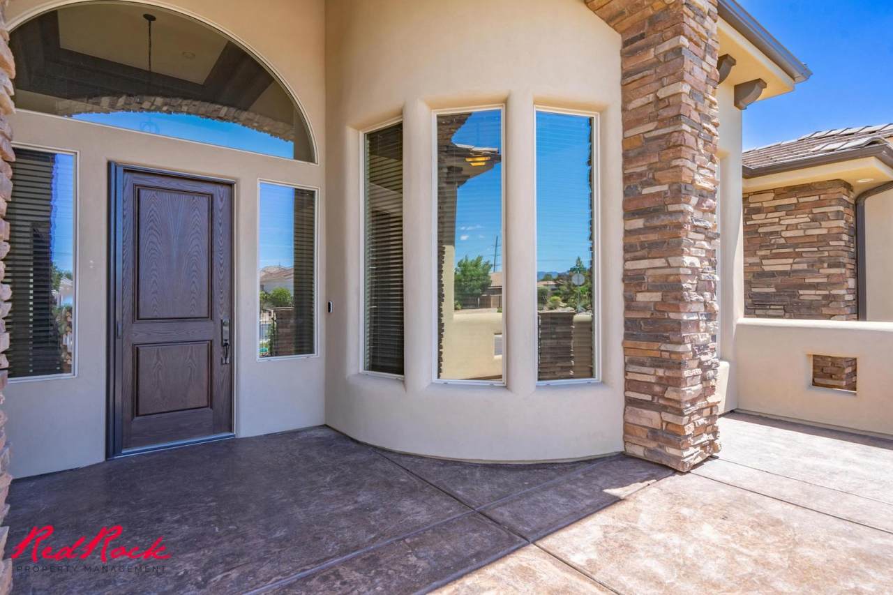 Home Near Sunbrook Golf Course - Dog Friendly! Landscaping Included!