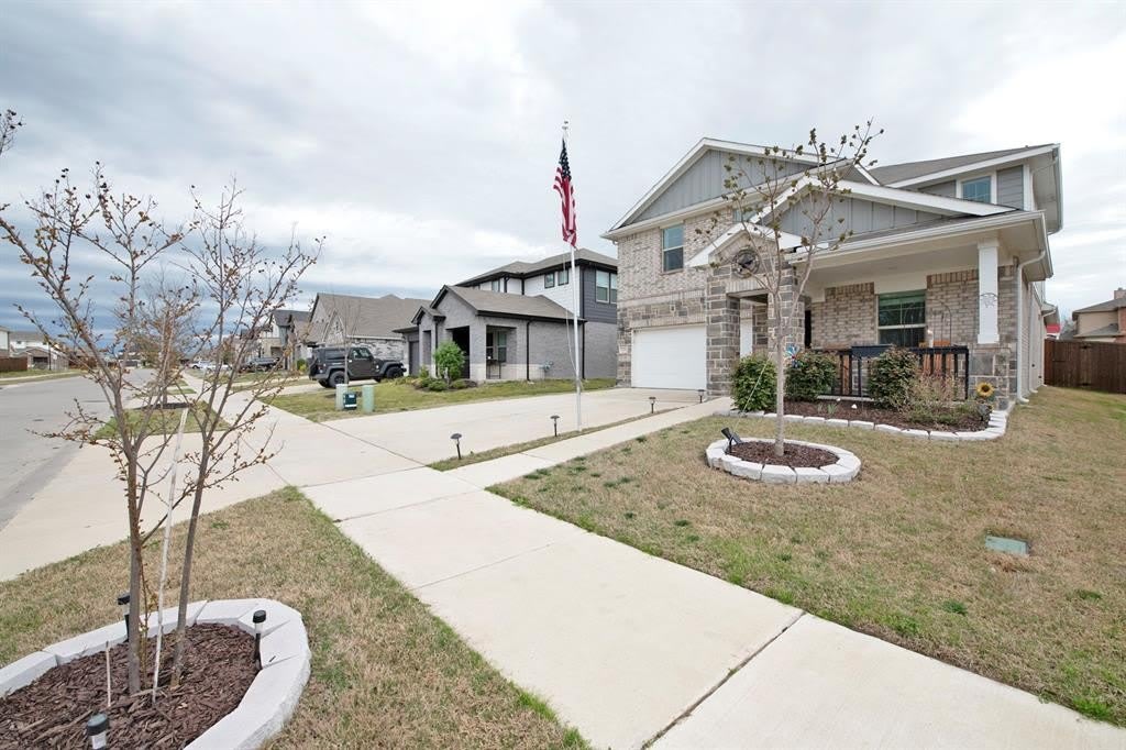 1116 Blue Ridge Place