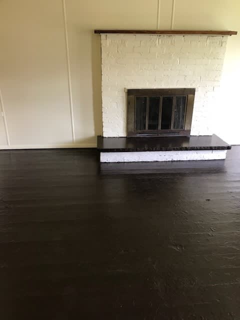 3 bedroom house fenced yard