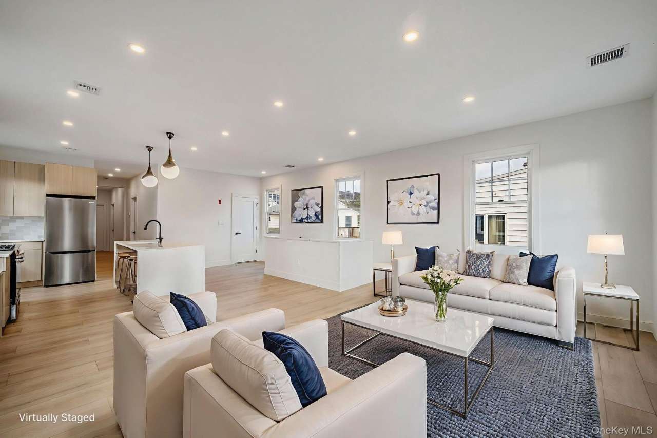 24 Skillman Street unit: Upper