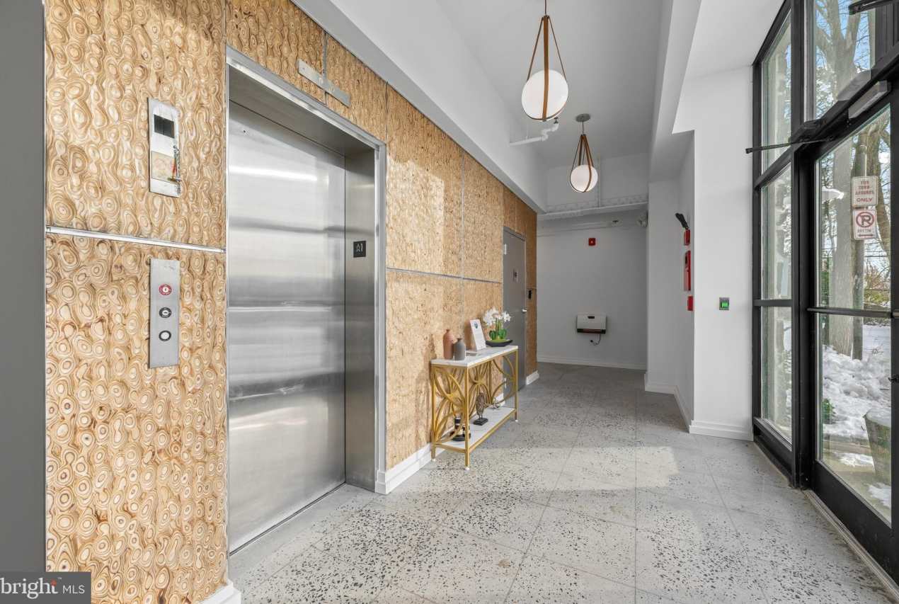 36 N NARBERTH Avenue unit: 1A