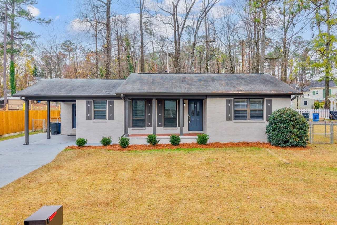 ✨969 Oak Grove Road West Homewood!