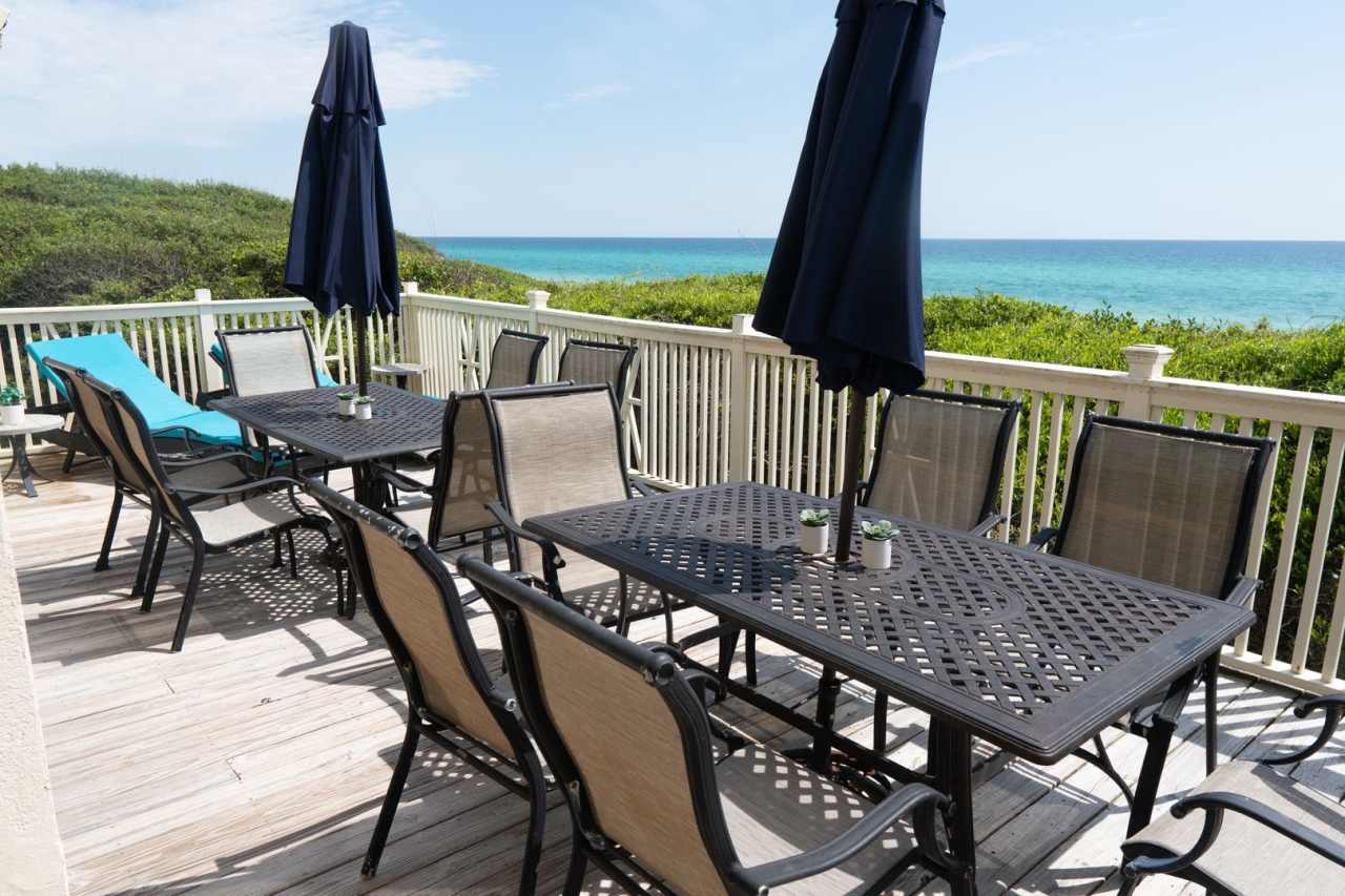 Beautiful 7-Bedroom Beachfront Home on 30A