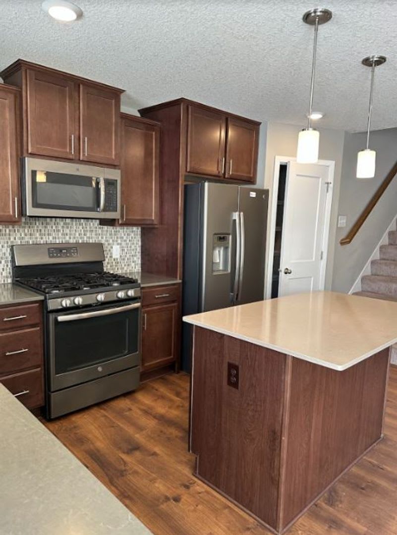 Beautiful Townhome in Maple Grove for $2,599/month!