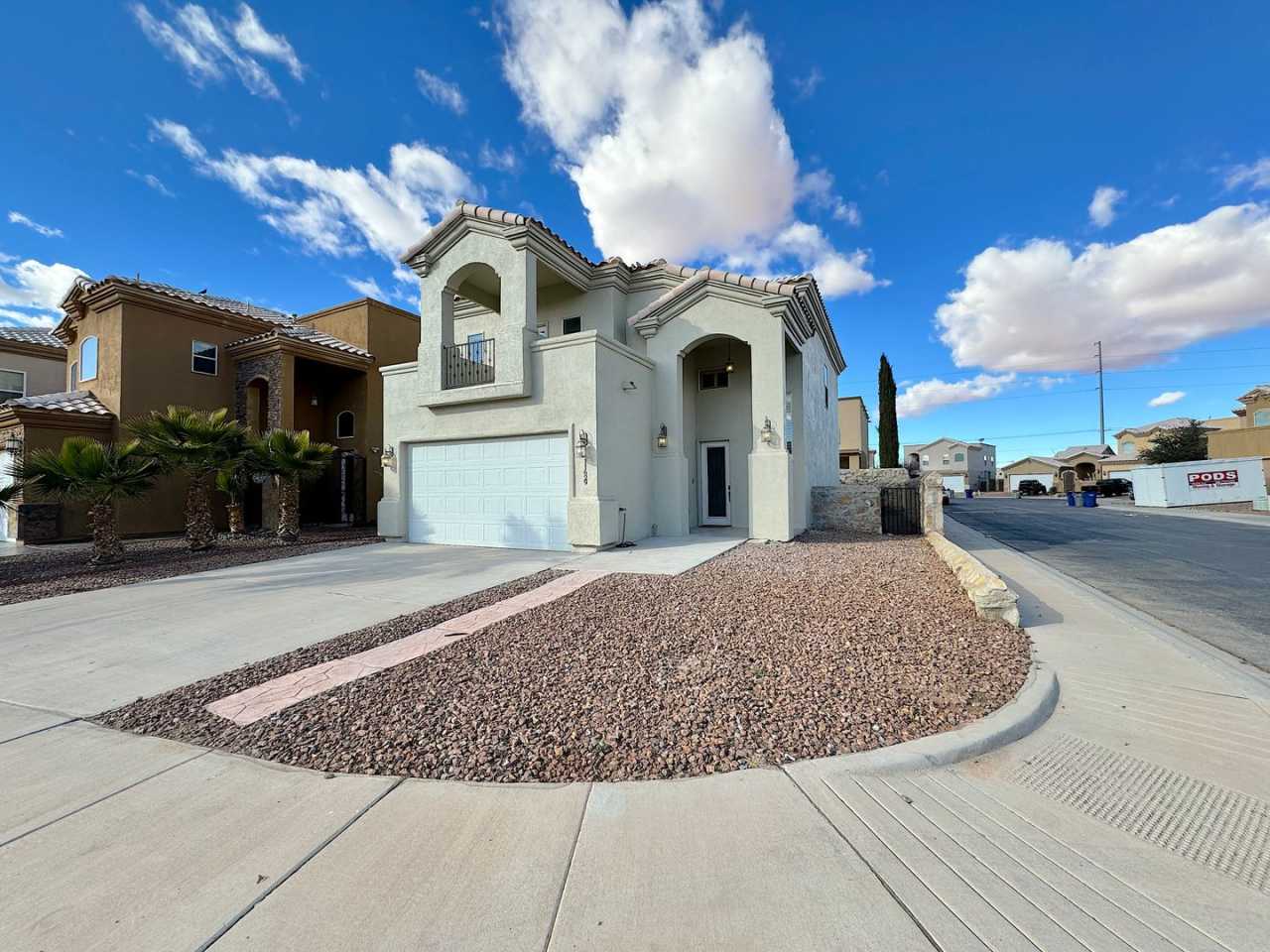 East El Paso 3 bed Refrig A/C Gated with Pool Access!