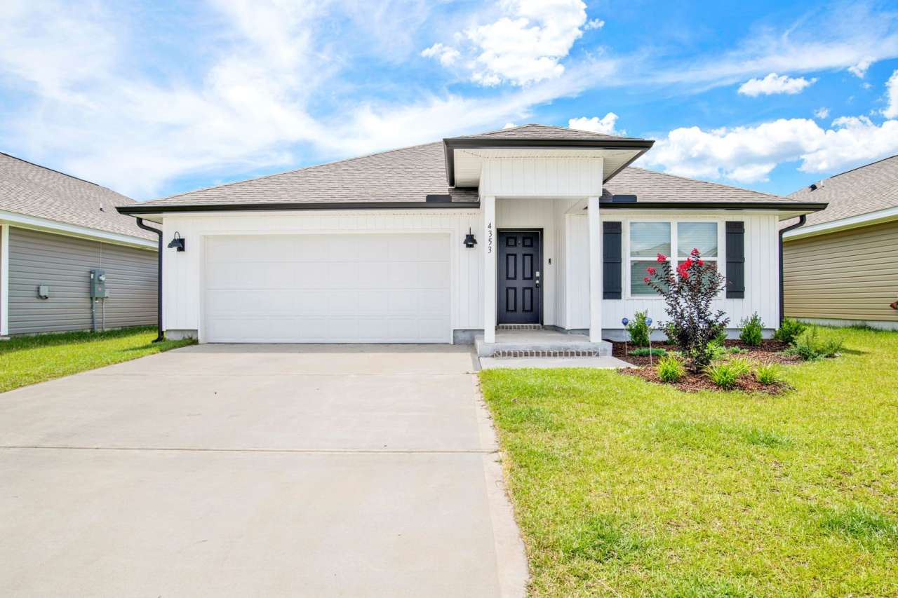 Beautiful new home with convenient access