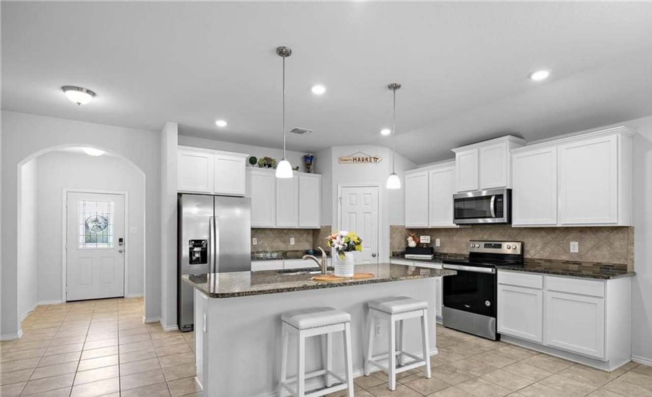 4 bedroom 2 bathroom home! Lawncare included!