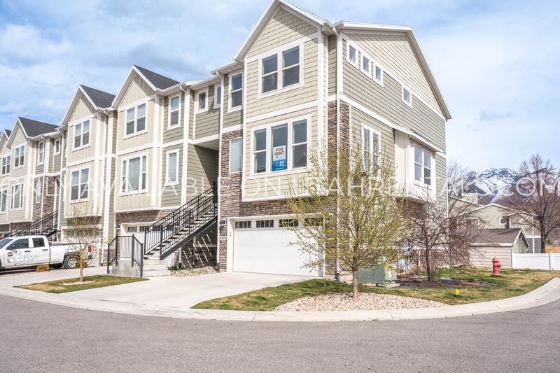 13429 S Silver Rock Ln