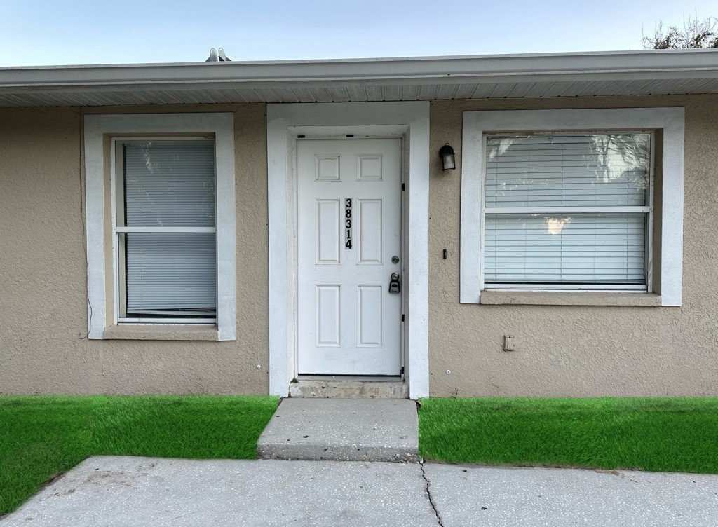 38314 Hampton Avenue - 1