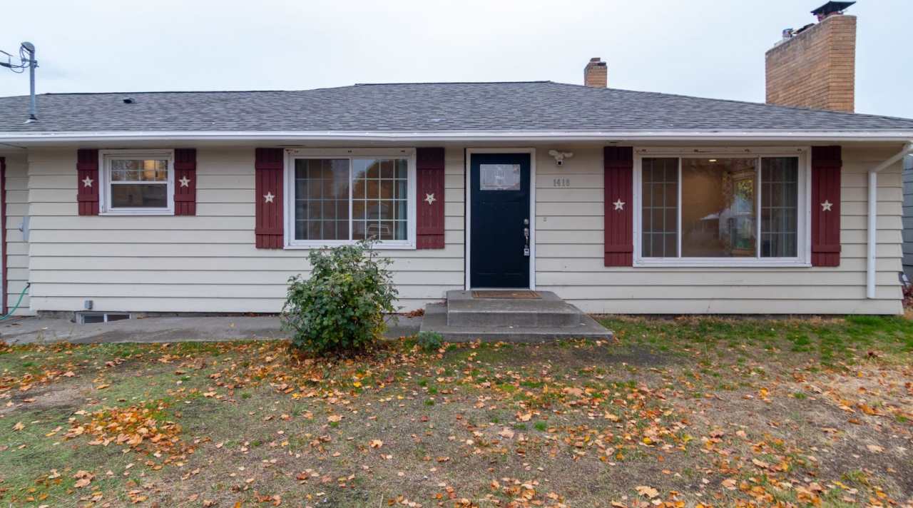 5 Bed 2 Bath Home Available in Spokane Valley!