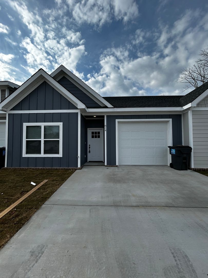 BRAND NEW Charming 2 Bed, 2 Bath, 1 Car Garage Townhome!