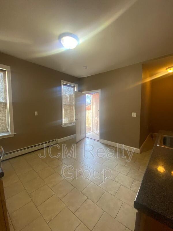 21 Marshfield Street