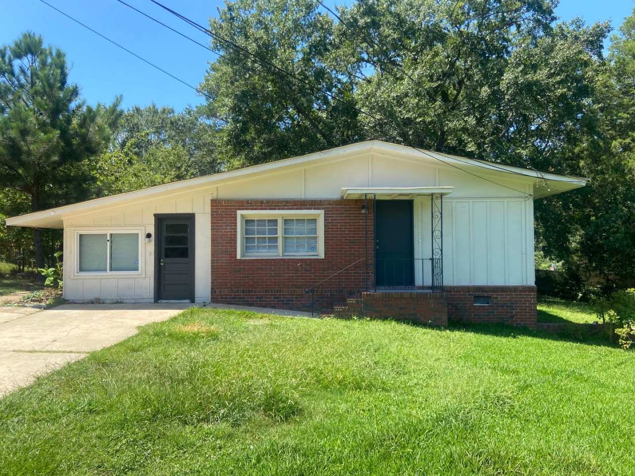 **ON HOLD**3 Bedroom / 1.5 Bathroom Home for Rent in Columbus, GA***