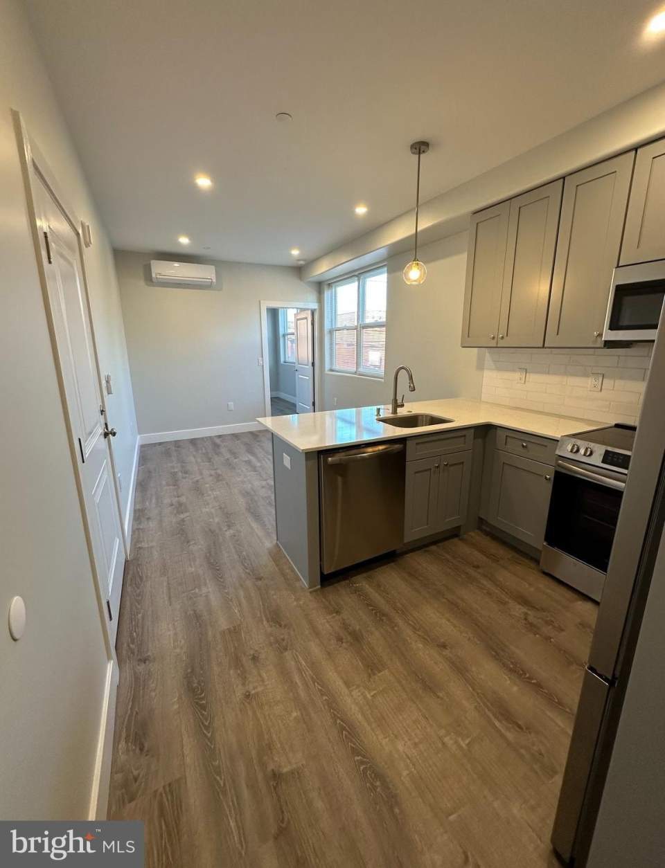 900 W SUSQUEHANNA Avenue unit: 1