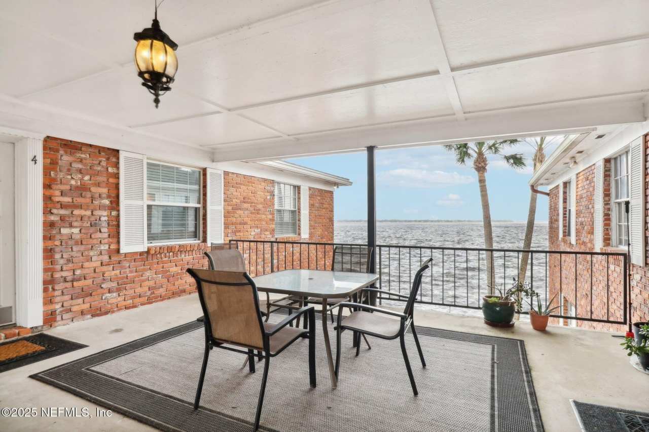 1846 MALLORY Street unit: 13