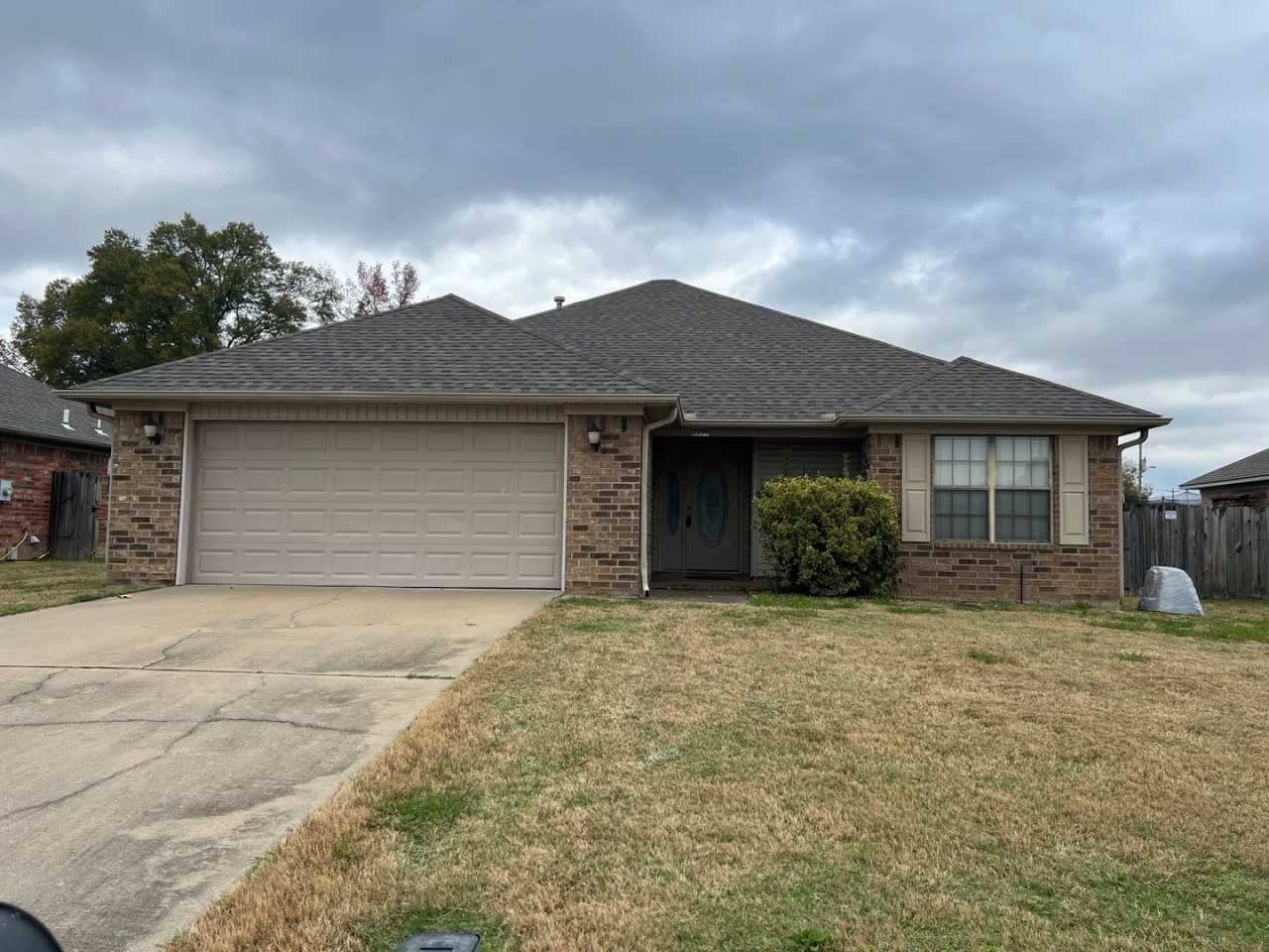 1770 Angeline Dr., Conway AR 72032 - Nice 3br 2ba just off E German w/fenced yard  2 car garage