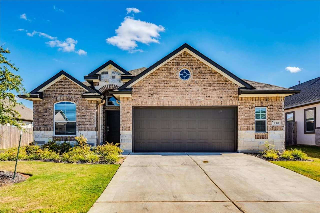 Amazing home ready to move in!