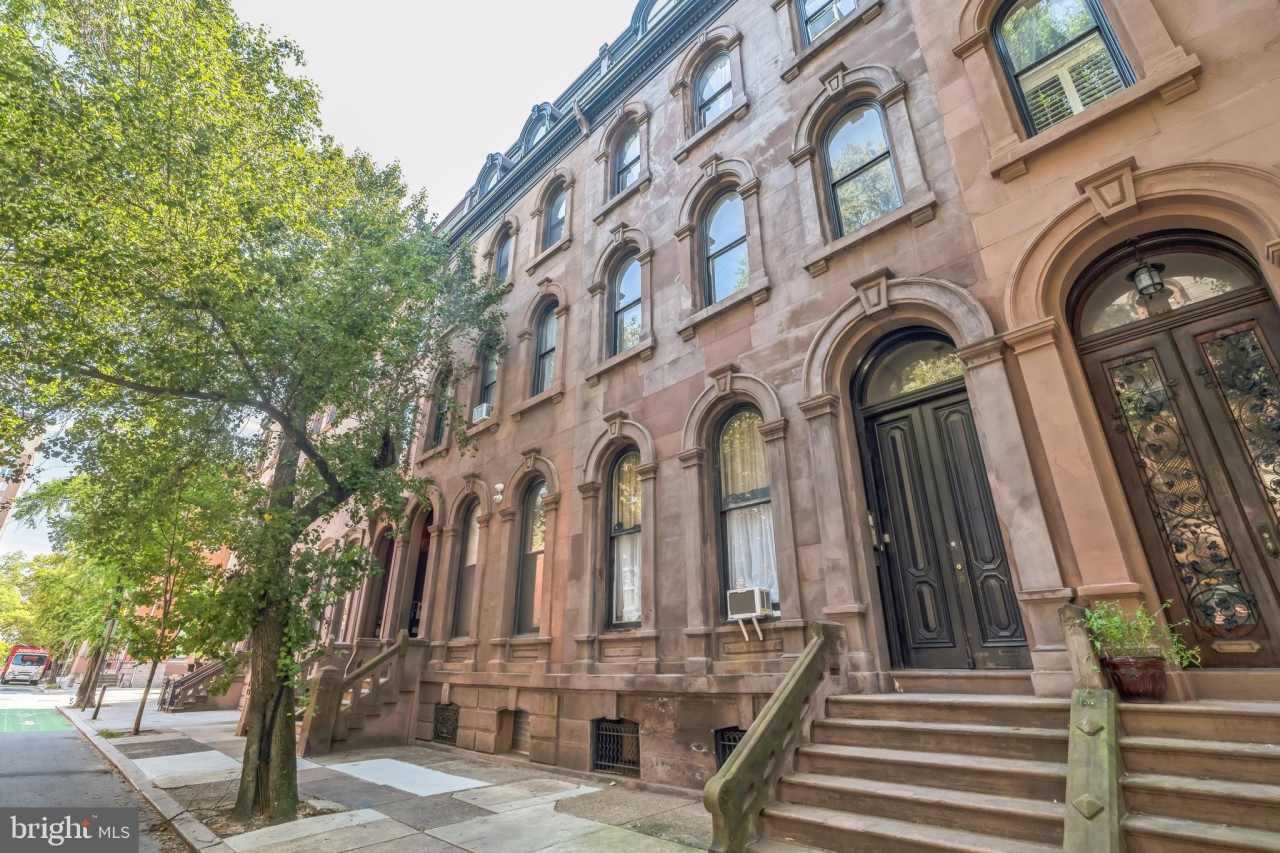 2008 SPRUCE Street unit: 3F