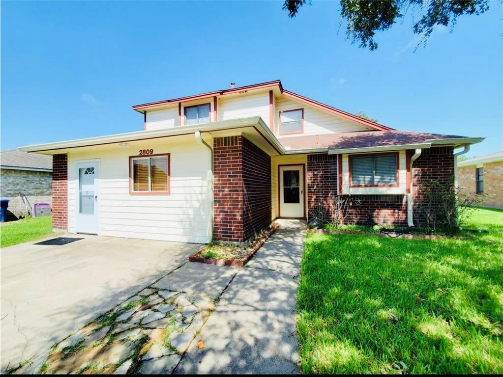 2809 Parkgreen Drive