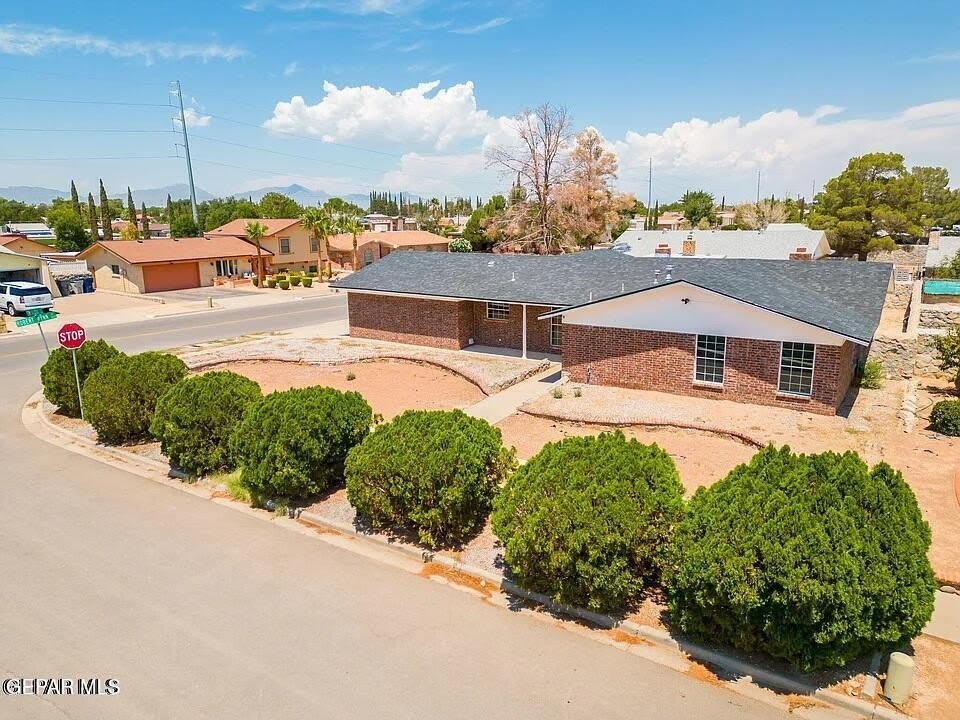 11301 Tom Ulozas Drive