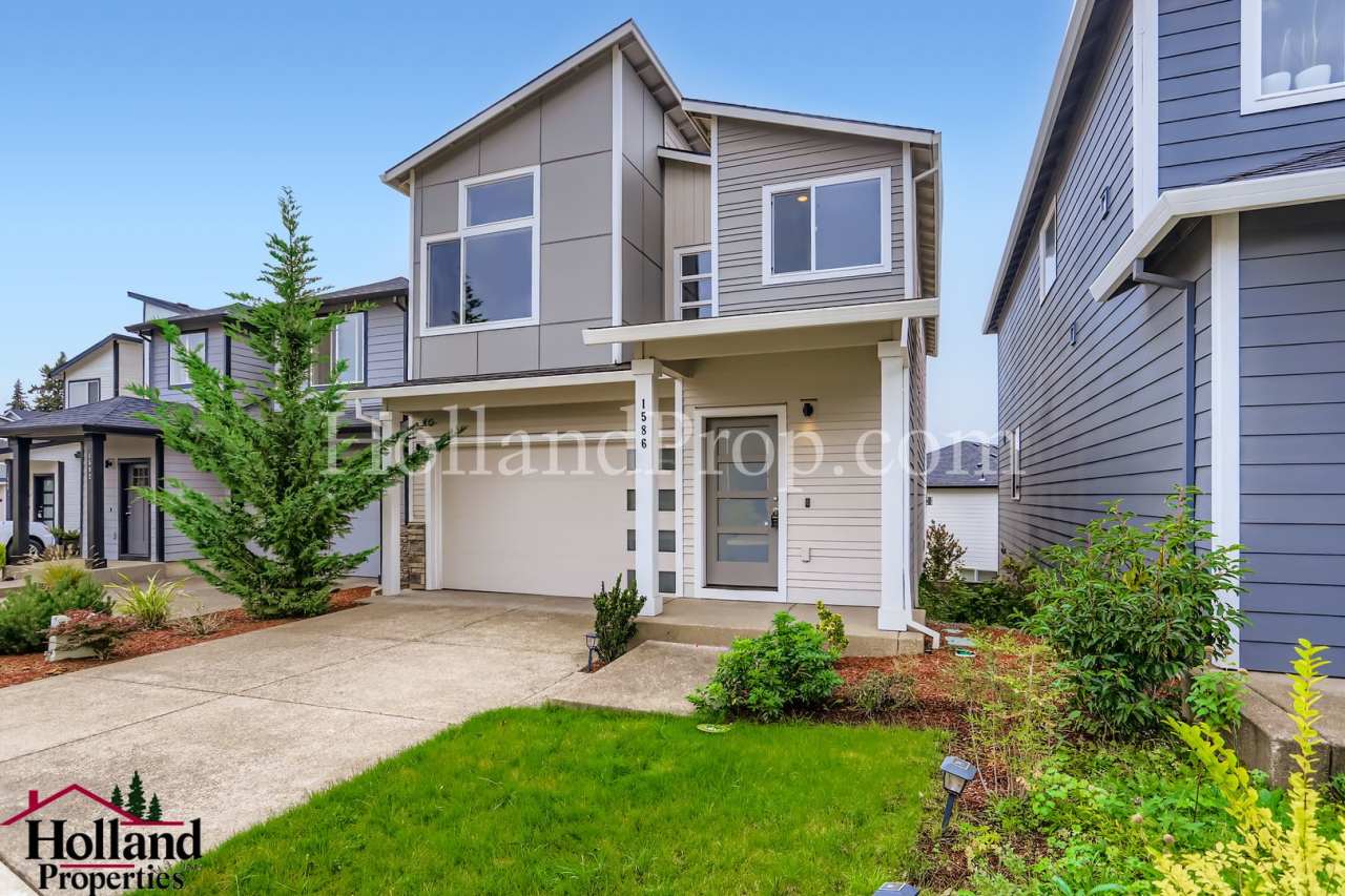 ** BEST PRICE at $3,195 ** Stunning 5-Bedroom, 4-Bathroom Home with Modern Amenities and Brand New Pergola! Dont' Miss this Special, get $200 rent credit on your first full month's rent ***