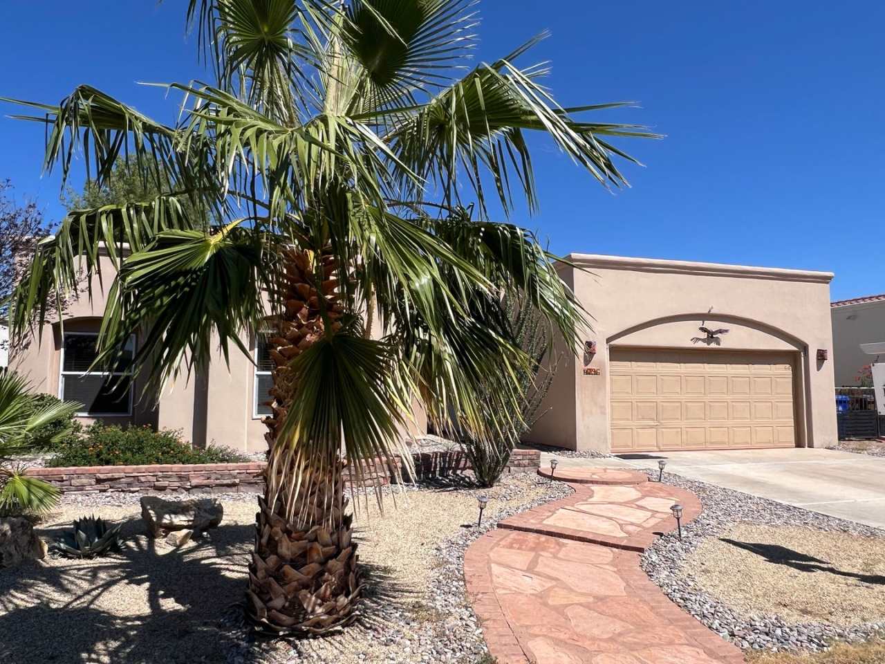 Exceptional Rental in Great Locale