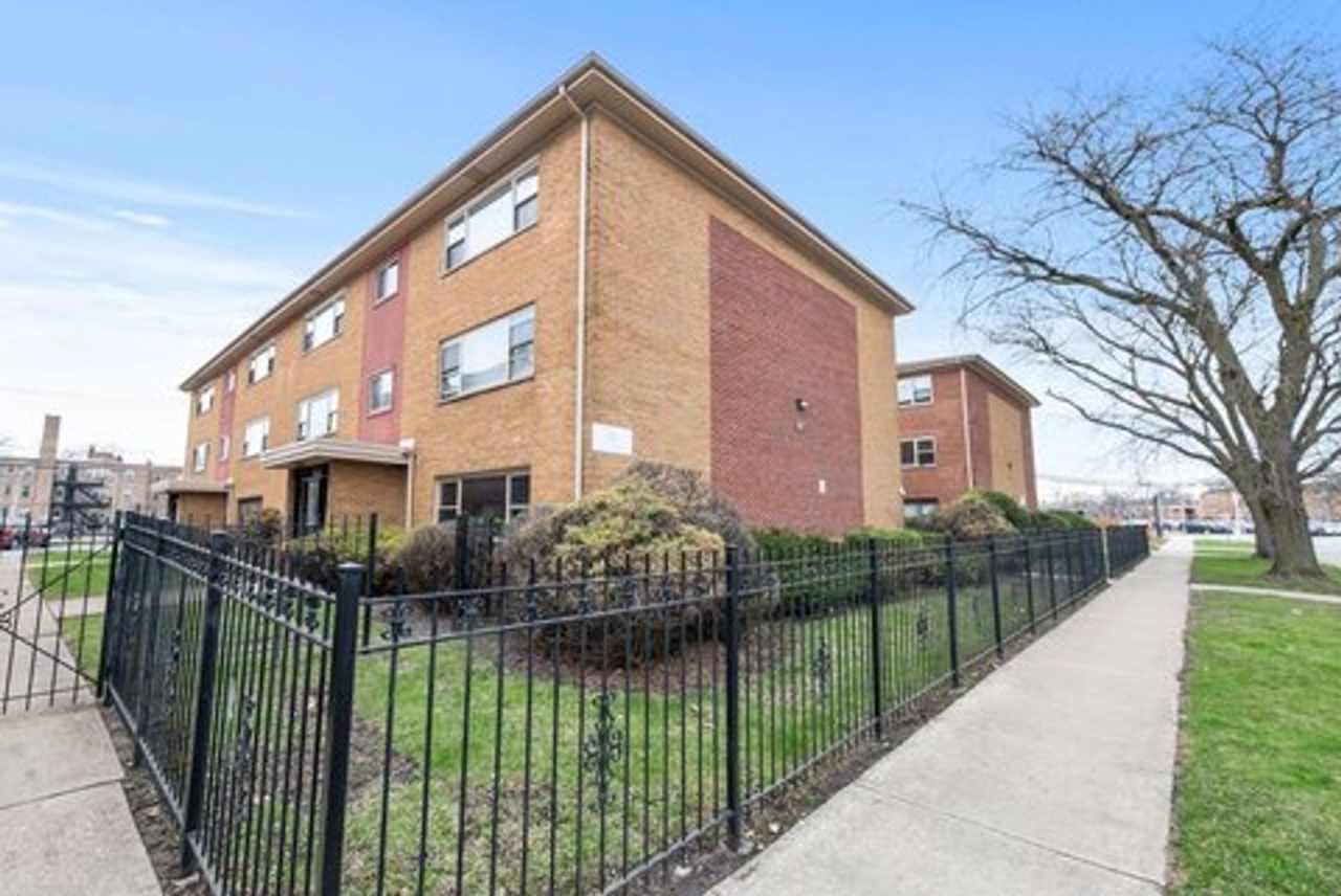 11110 - 11118 S Homewood Ave