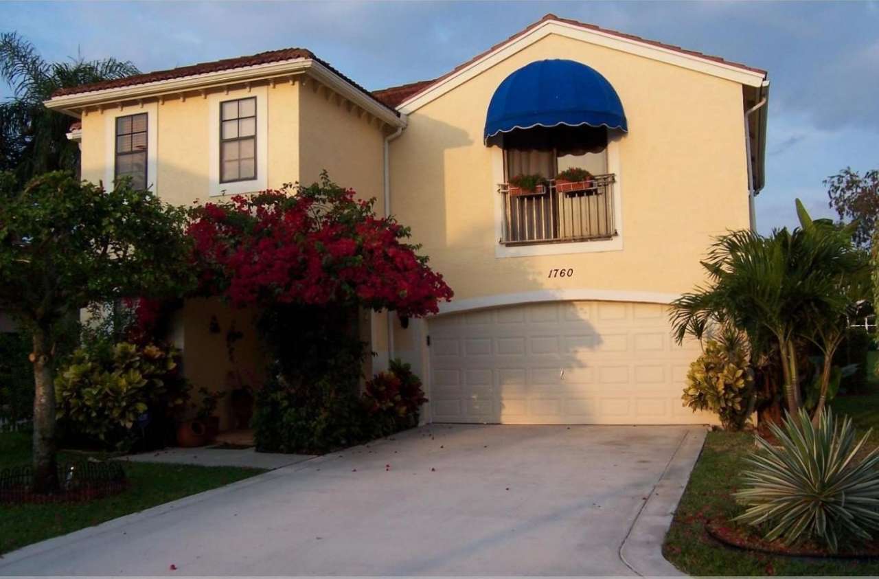 1760 Shoreside Circle