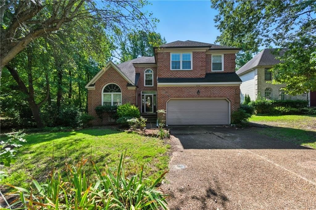 6312 Lamplight Court