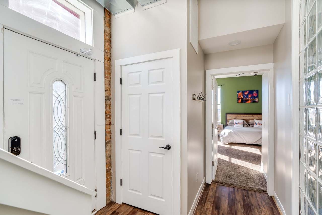 Urban Luxury with Stunning City Views – 2BR/2BA in Over-the-Rhine