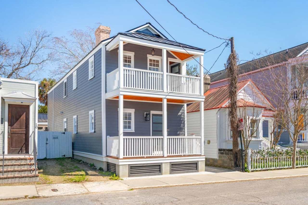 Tastefully Renovated Downtown Charleston Home