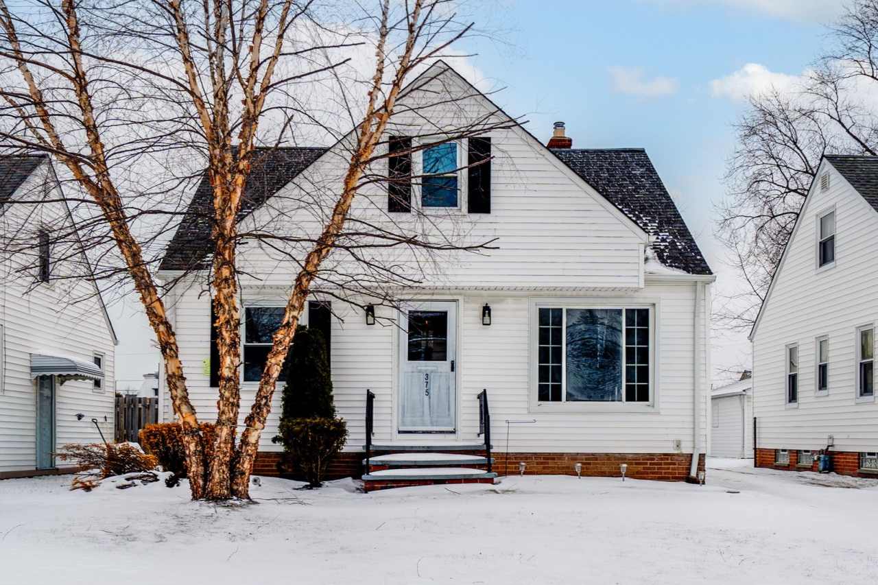 Welcome to a well-maintained 3-bedroom 1-bath home - Willowick, OH 44095