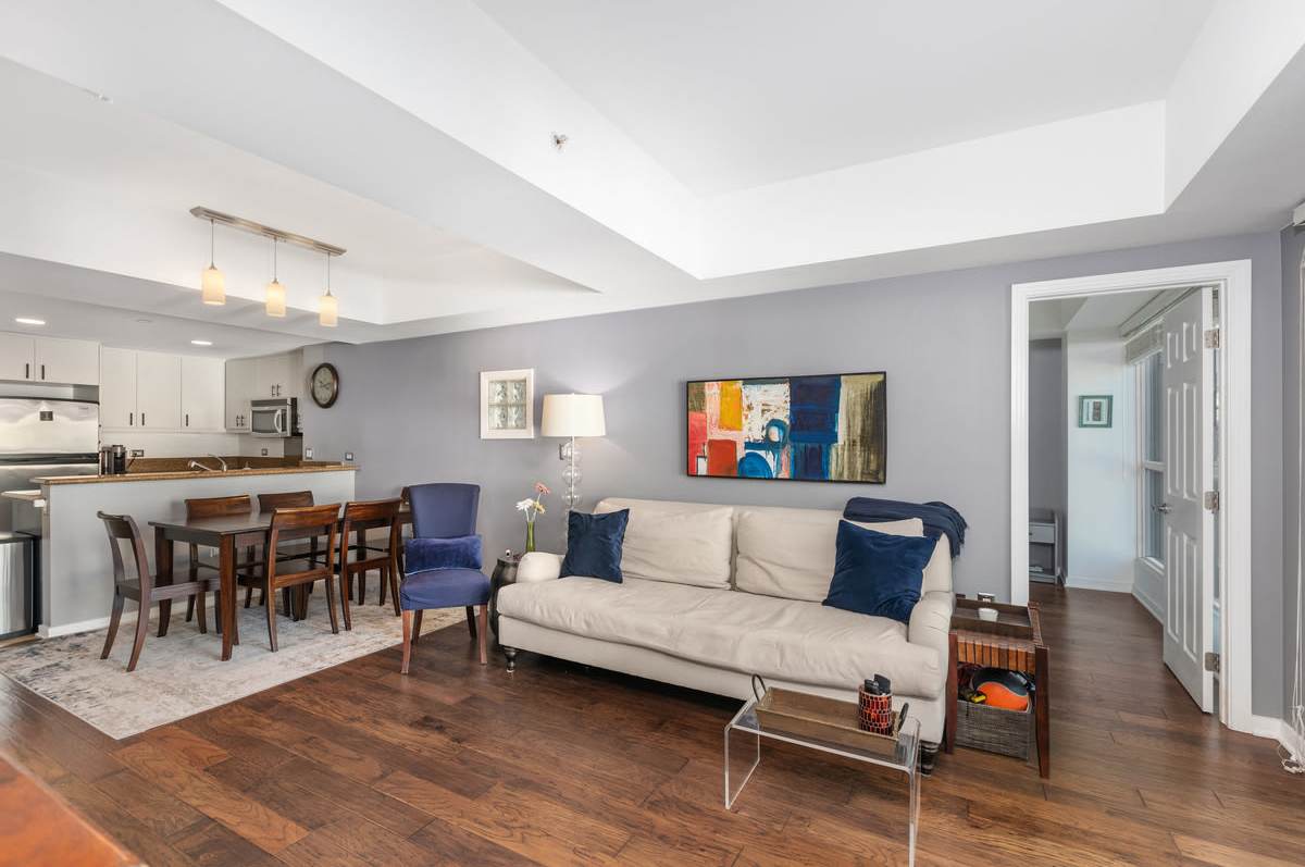 875 G Street