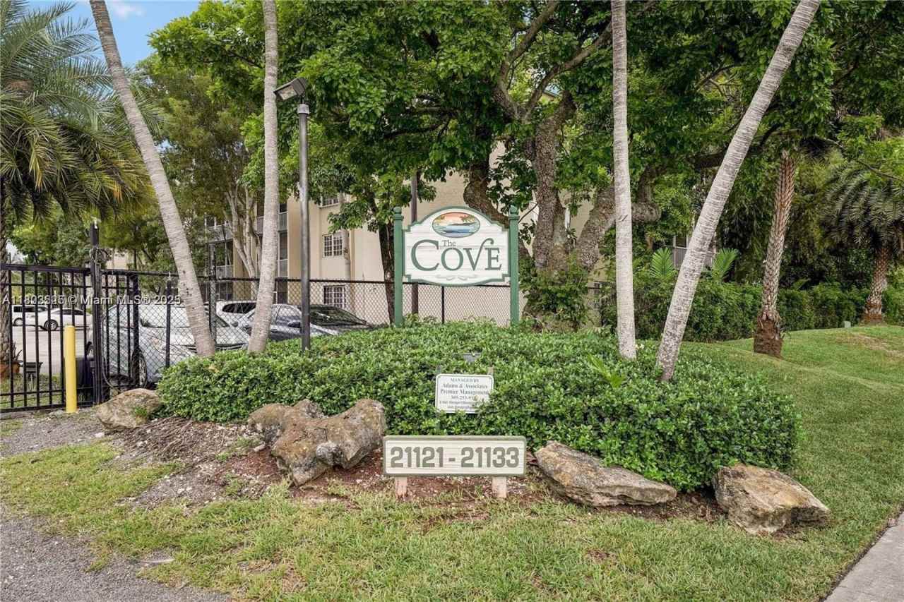 21121 SW 85th Ave