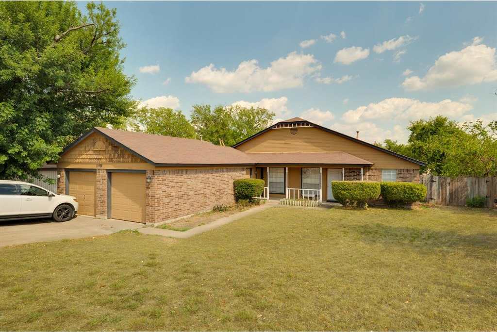 11919 Sunhillow Bnd, Unit B