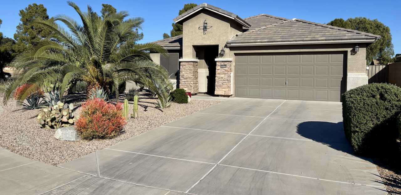 19589 N Portarosa Ct