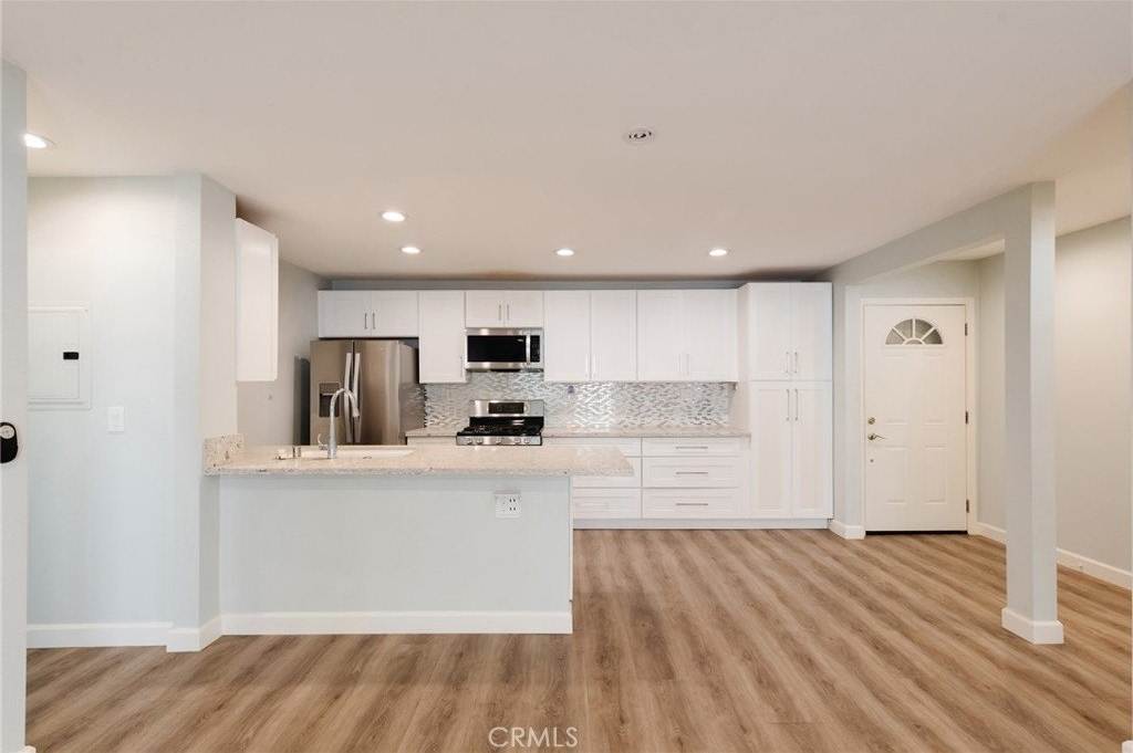 4727 W 147th Street